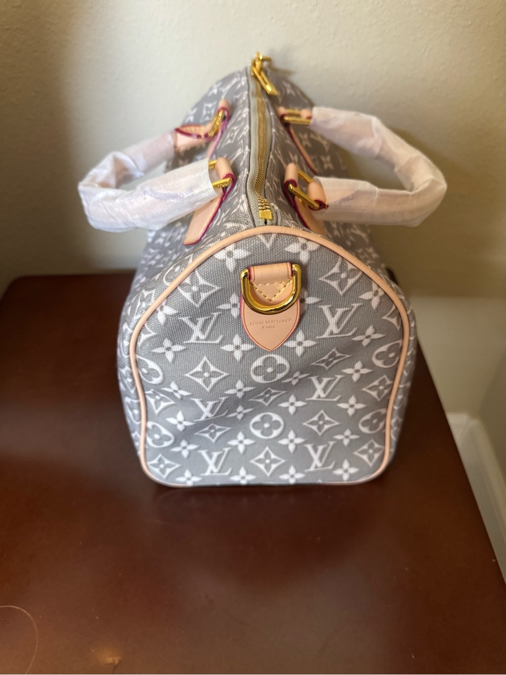 Gray Monogram Handbag - Picture 4 of 7